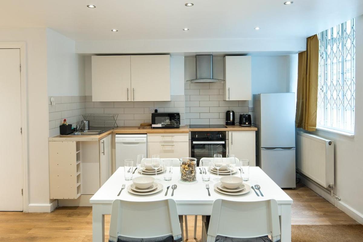 Modern 2-Bed Apt In Marble Arch Apartment London Bagian luar foto