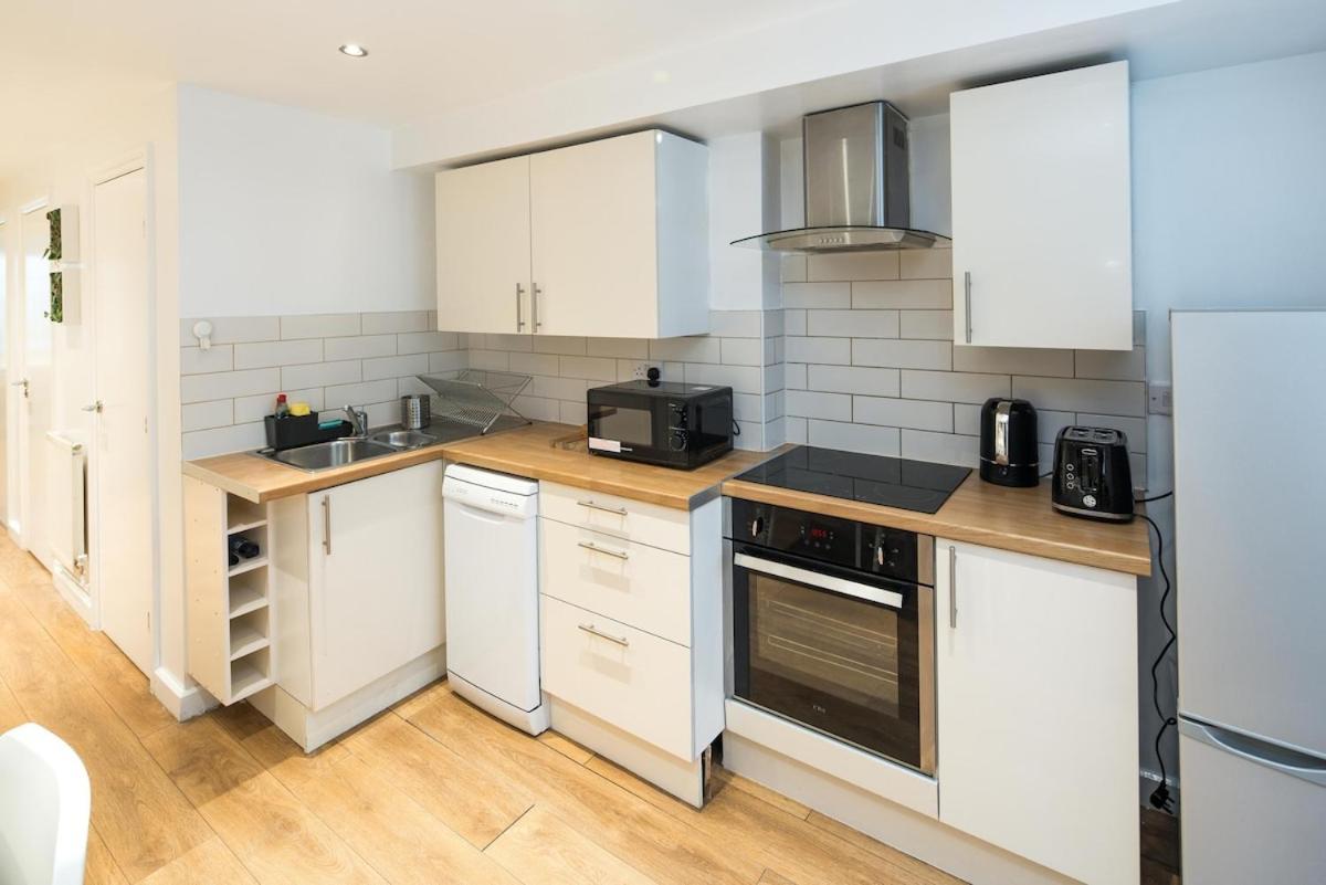 Modern 2-Bed Apt In Marble Arch Apartment London Bagian luar foto